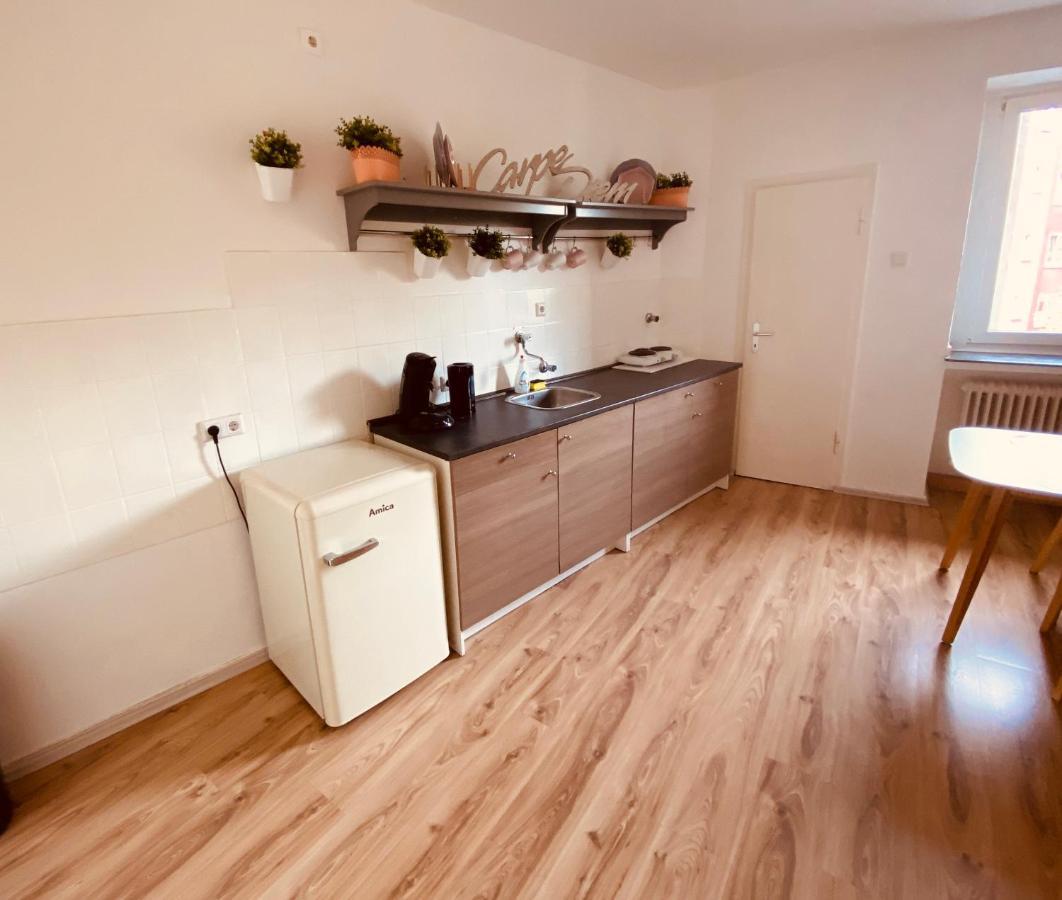 Tm Aparts Dortmund Luaran gambar A typical kitchen in a student apartment